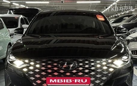 Hyundai Grandeur, 2022 год, 2 950 000 рублей, 2 фотография