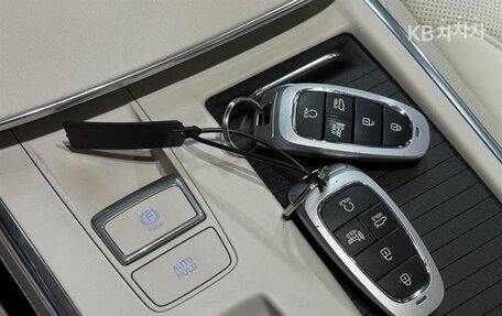 Hyundai Grandeur, 2022 год, 2 950 000 рублей, 14 фотография