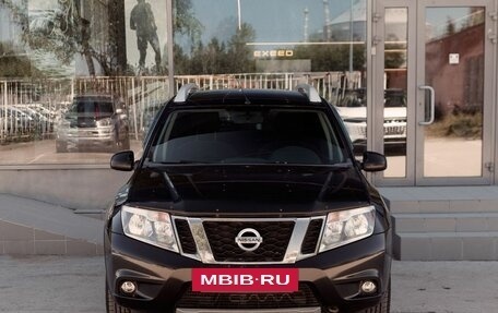 Nissan Terrano III, 2017 год, 1 295 000 рублей, 2 фотография