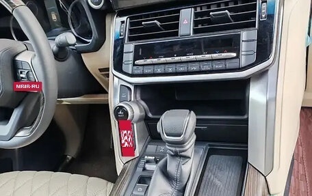 Toyota Land Cruiser, 2024 год, 8 300 011 рублей, 10 фотография