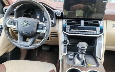 Toyota Land Cruiser, 2024 год, 8 300 011 рублей, 6 фотография