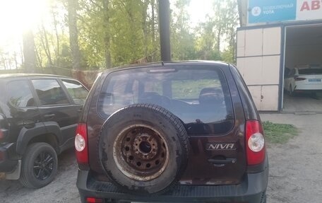 Chevrolet Niva I рестайлинг, 2009 год, 400 000 рублей, 4 фотография