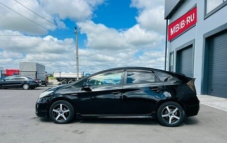 Toyota Prius, 2013 год, 1 049 000 рублей, 3 фотография
