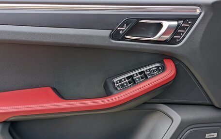 Porsche Macan I рестайлинг, 2023 год, 8 990 000 рублей, 16 фотография