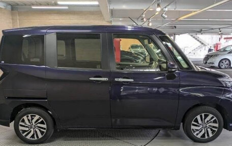 Toyota Roomy I, 2022 год, 650 000 рублей, 3 фотография