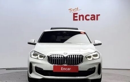BMW 1 серия, 2022 год, 2 490 066 рублей, 3 фотография