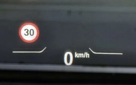 BMW 1 серия, 2022 год, 2 490 066 рублей, 15 фотография