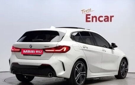 BMW 1 серия, 2022 год, 2 490 066 рублей, 5 фотография