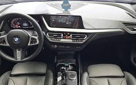 BMW 1 серия, 2021 год, 2 570 066 рублей, 2 фотография