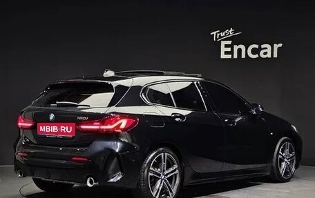 BMW 1 серия, 2021 год, 2 570 066 рублей, 5 фотография