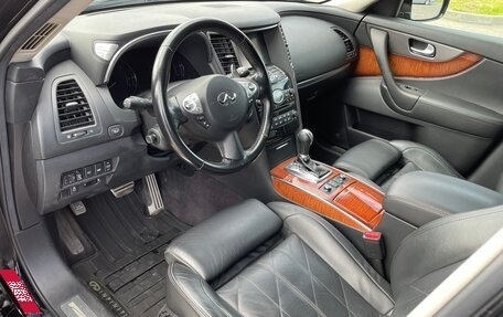 Infiniti QX70, 2014 год, 2 150 000 рублей, 16 фотография