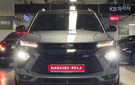 Chevrolet TrailBlazer, 2022 год, 1 670 000 рублей, 2 фотография