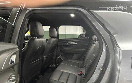 Chevrolet TrailBlazer, 2022 год, 1 670 000 рублей, 10 фотография