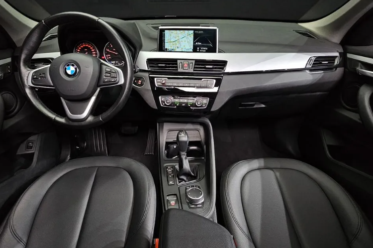 BMW X1 F48, 2016 год, 3 120 000 рублей, 6 фотография