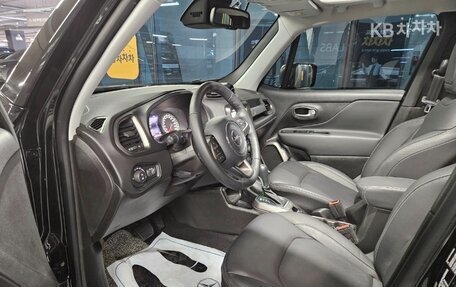 Jeep Renegade I рестайлинг, 2022 год, 2 280 000 рублей, 5 фотография