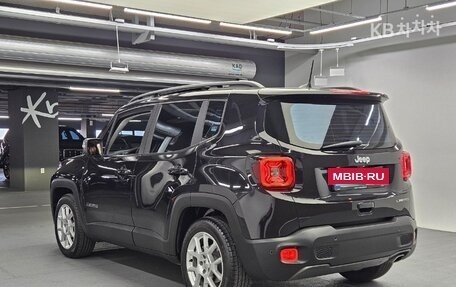 Jeep Renegade I рестайлинг, 2022 год, 2 280 000 рублей, 3 фотография