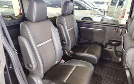 Honda Stepwgn IV, 2021 год, 2 109 000 рублей, 20 фотография