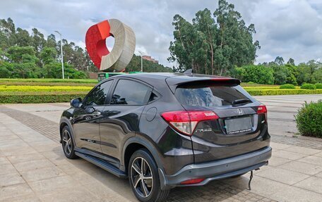 Honda Vezel, 2022 год, 1 310 000 рублей, 7 фотография