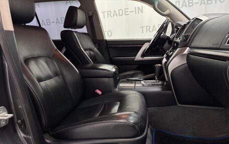 Toyota Land Cruiser 200, 2012 год, 3 300 000 рублей, 14 фотография