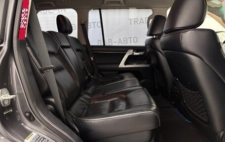 Toyota Land Cruiser 200, 2012 год, 3 300 000 рублей, 22 фотография
