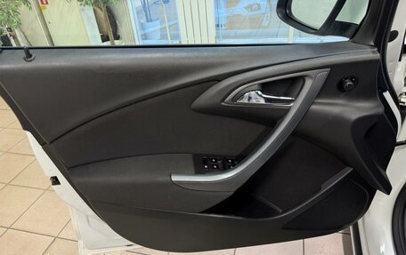 Opel Astra J, 2012 год, 820 000 рублей, 14 фотография