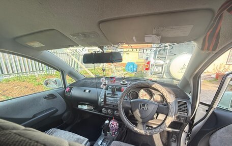 Honda Fit III, 2002 год, 400 000 рублей, 8 фотография