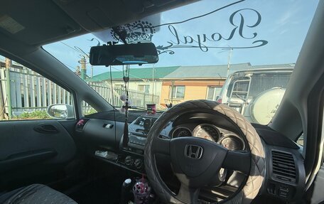 Honda Fit III, 2002 год, 400 000 рублей, 9 фотография