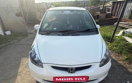 Honda Fit III, 2002 год, 400 000 рублей, 3 фотография