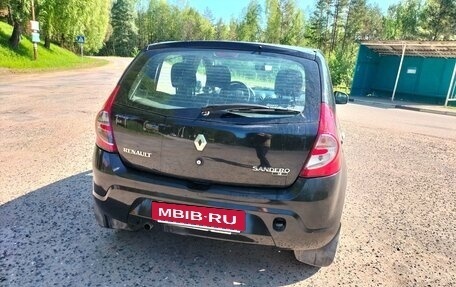 Renault Sandero I, 2013 год, 460 000 рублей, 3 фотография