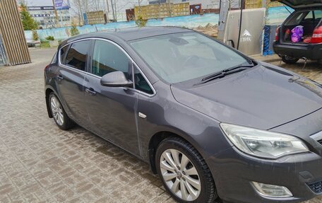 Opel Astra J, 2011 год, 680 000 рублей, 3 фотография