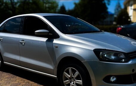 Volkswagen Polo VI (EU Market), 2012 год, 755 000 рублей, 2 фотография