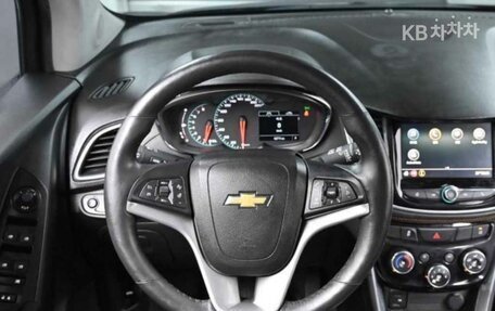 Chevrolet Trax, 2022 год, 1 100 000 рублей, 12 фотография