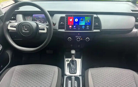 Honda Fit, 2021 год, 1 200 000 рублей, 7 фотография
