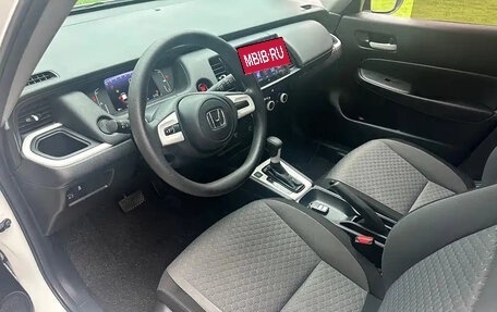 Honda Fit, 2021 год, 1 200 000 рублей, 8 фотография