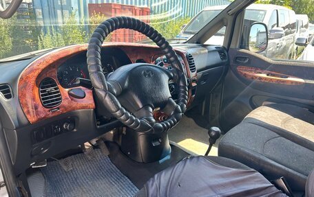 Hyundai Starex I рестайлинг, 2002 год, 349 000 рублей, 2 фотография