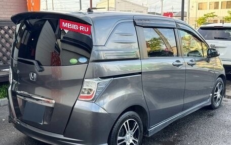 Honda Freed I, 2016 год, 816 000 рублей, 5 фотография