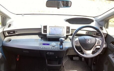 Honda Freed I, 2016 год, 816 000 рублей, 13 фотография