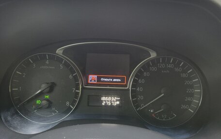 Nissan Pathfinder, 2014 год, 1 450 000 рублей, 8 фотография