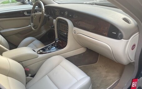 Jaguar XJR III (X350), 2003 год, 2 500 000 рублей, 9 фотография