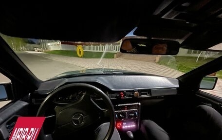 Mercedes-Benz E-Класс, 1992 год, 190 000 рублей, 5 фотография