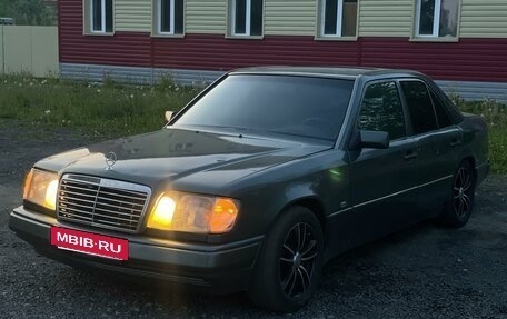Mercedes-Benz E-Класс, 1992 год, 190 000 рублей, 2 фотография