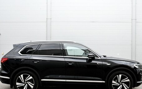 Volkswagen Touareg III, 2021 год, 6 399 000 рублей, 4 фотография