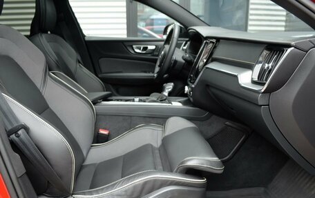 Volvo S60 III, 2019 год, 2 990 000 рублей, 35 фотография
