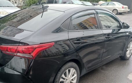 Hyundai Solaris II рестайлинг, 2021 год, 1 600 000 рублей, 5 фотография