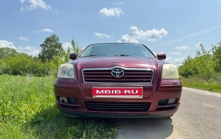 Toyota Avensis III рестайлинг, 2005 год, 555 000 рублей, 5 фотография