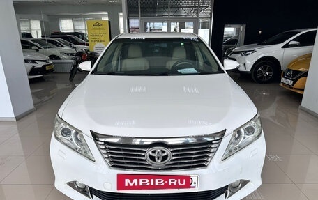 Toyota Camry, 2012 год, 1 600 000 рублей, 2 фотография