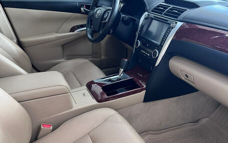 Toyota Camry, 2012 год, 1 600 000 рублей, 14 фотография