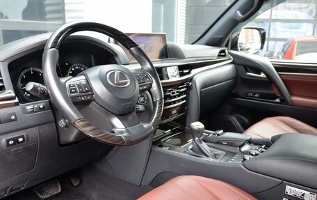 Lexus LX III, 2019 год, 7 890 000 рублей, 27 фотография