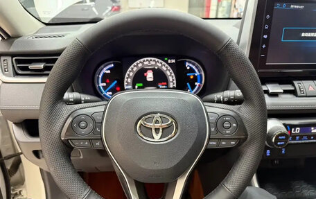 Toyota RAV4, 2022 год, 2 090 999 рублей, 10 фотография
