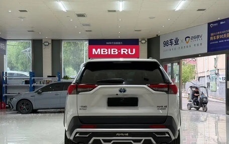 Toyota RAV4, 2022 год, 2 090 999 рублей, 4 фотография